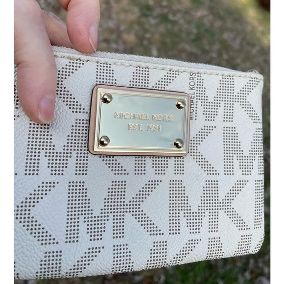 Michael Michael Kors Monogrammed White Saffiano Leather Wristlet; EUC